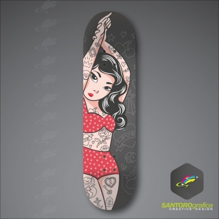 Ragazza tatuata - Adesivo per skateboard